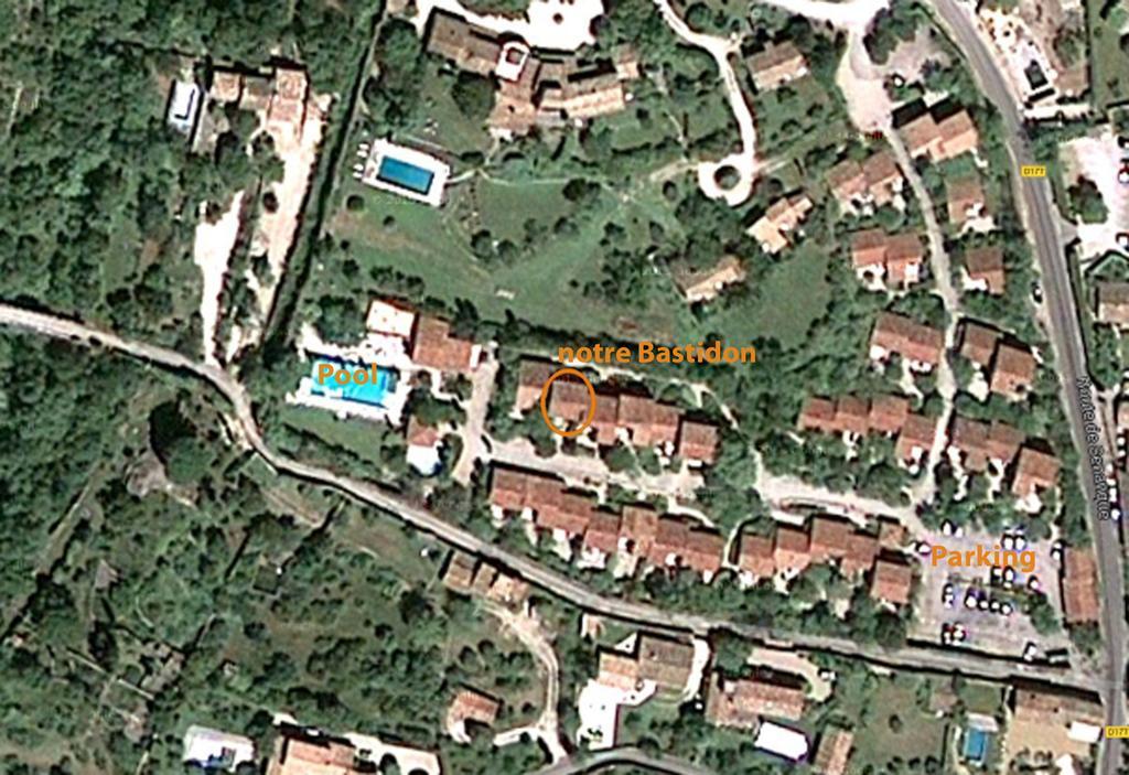 Cypres Du Paradis A Gordes Buitenkant foto
