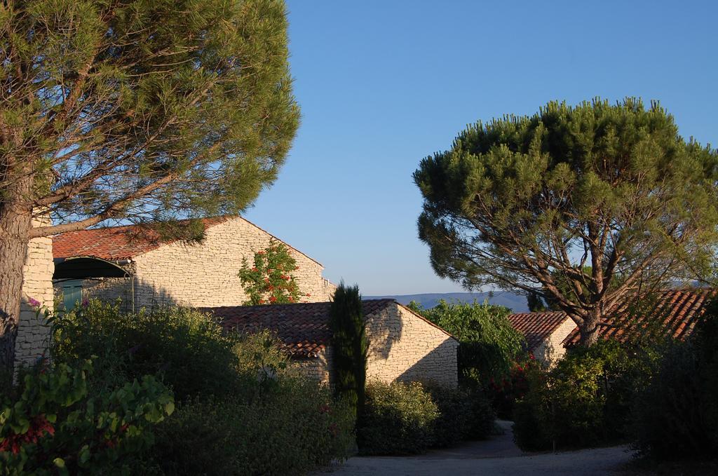 Cypres Du Paradis A Gordes Buitenkant foto