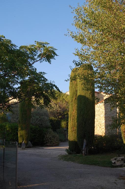Cypres Du Paradis A Gordes Buitenkant foto